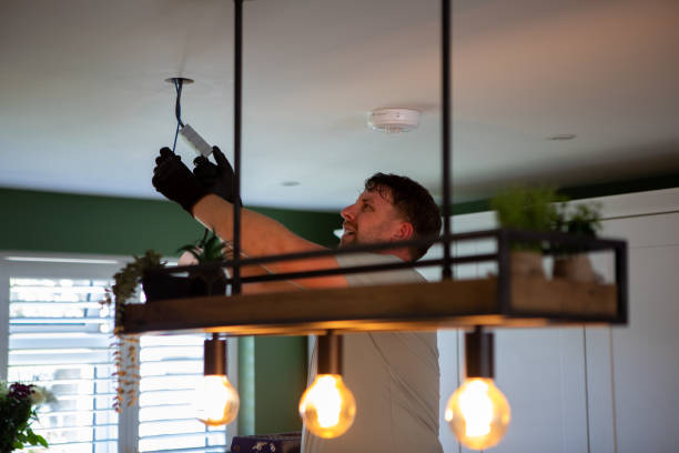 Best Emergency Electrician Near Me  in De Pere, WI